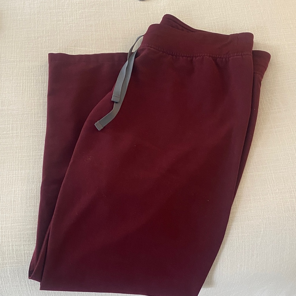 Women’s Figs Livingston Scrub Pants